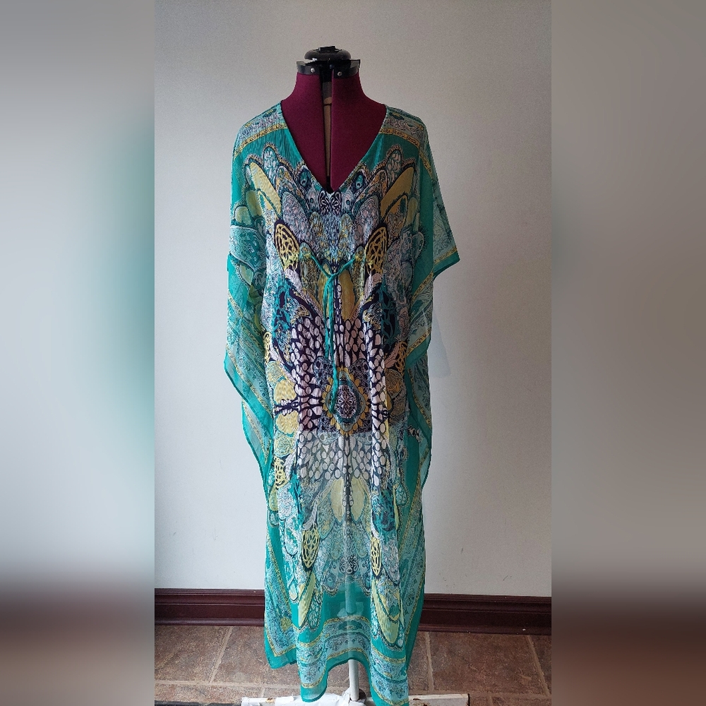Women's  Club z Collection colorful kaftan Coverup Medium